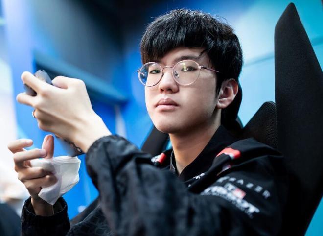 WE官方：前iG打野 Tianzhen 加入团队